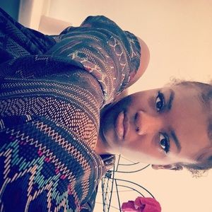 Meet your Posher, Shearifa